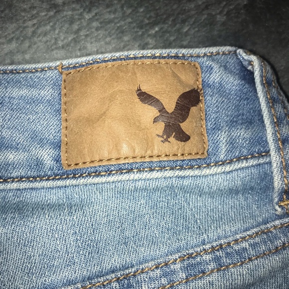 American Eagle Midi Shorts Light Blue - Picture 3 of 7